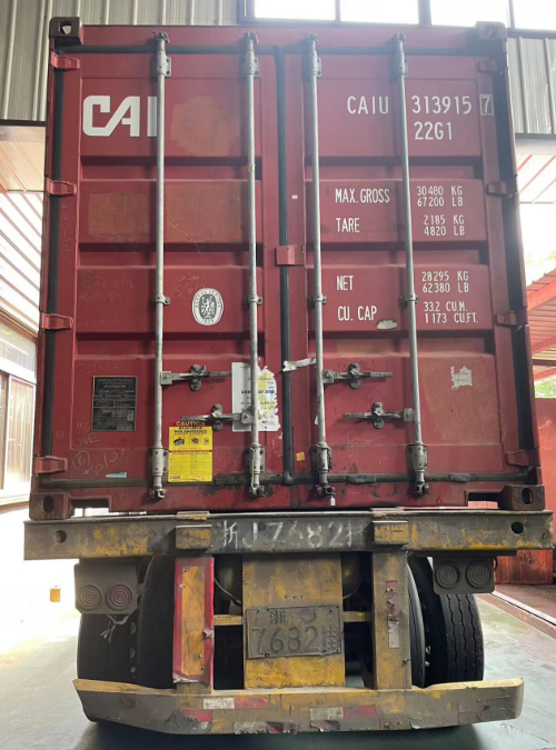 某國(guó)際知名火花塞品牌企業(yè)采購的汽車火花塞配件已成功發(fā)貨