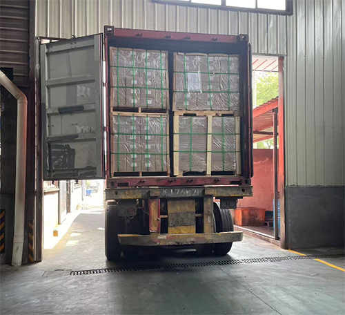 某國(guó)際知名火花塞品牌企業(yè)采購的汽車火花塞配件已成功發(fā)貨